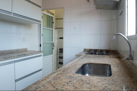 Casa para alugar com 80m², 2 quartos e 1 vagaCozinha