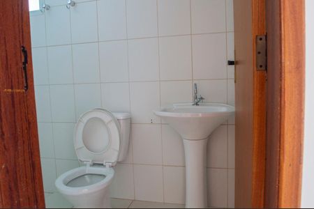 Casa para alugar com 80m², 2 quartos e 1 vagaBanheiro 2