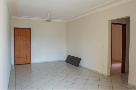 Casa para alugar com 80m², 2 quartos e 1 vagaSala