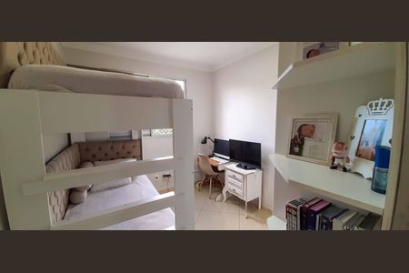 Apartamento à venda com 76m², 3 quartos e 2 vagasQuarto 2