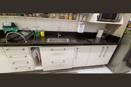 Apartamento à venda com 76m², 3 quartos e 2 vagasCozinha