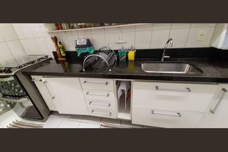 Apartamento à venda com 76m², 3 quartos e 2 vagasCozinha