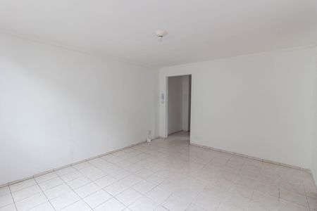 Apartamento para alugar com 66m², 3 quartos e sem vaga Apartamento para alugar com 66m², 3 quartos e sem vagaSala