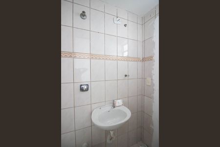 Apartamento para alugar com 66m², 3 quartos e sem vaga Apartamento para alugar com 66m², 3 quartos e sem vagaBanheiro de Serviço