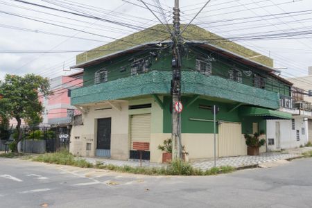 Casa à venda com 390m², 2 quartos e 1 vagaFachada Frontal