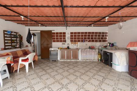 Casa à venda com 390m², 2 quartos e 1 vagaTerraço e Área de Serviços