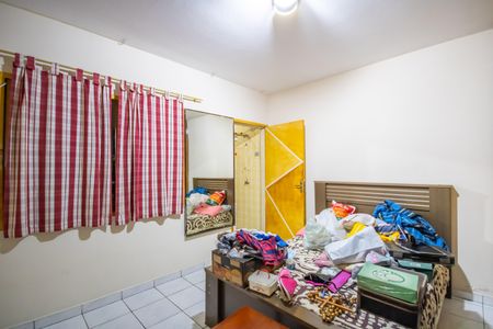 Casa à venda com 250m², 5 quartos e 4 vagas Casa à venda com 250m², 5 quartos e 4 vagasSuíte Conjugada