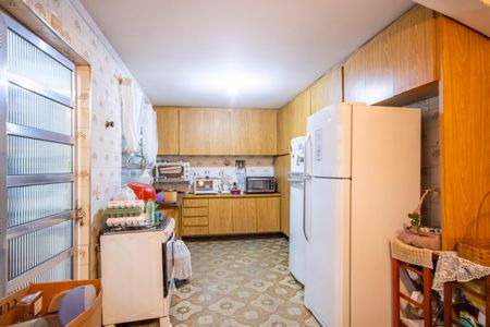 Casa à venda com 250m², 5 quartos e 4 vagas Casa à venda com 250m², 5 quartos e 4 vagasCopa e Cozinha