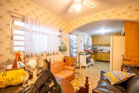 Casa à venda com 250m², 5 quartos e 4 vagas Casa à venda com 250m², 5 quartos e 4 vagasCopa e Cozinha