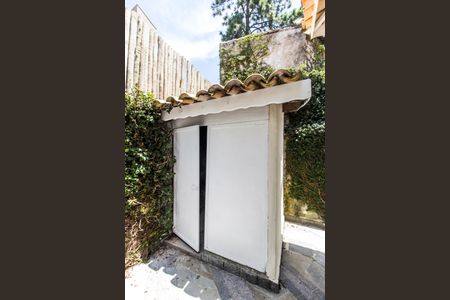 Casa de condomínio para alugar com 322m², 4 quartos e 4 vagas Casa de condomínio para alugar com 322m², 4 quartos e 4 vagasDepósito