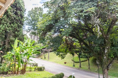 Casa de condomínio para alugar com 322m², 4 quartos e 4 vagas Casa de condomínio para alugar com 322m², 4 quartos e 4 vagasVista da Varanda