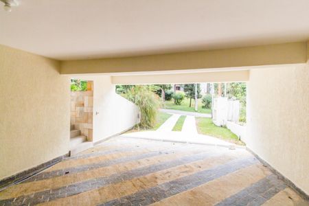Casa de condomínio para alugar com 322m², 4 quartos e 4 vagas Casa de condomínio para alugar com 322m², 4 quartos e 4 vagasGaragem