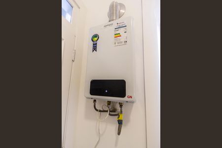 Casa de condomínio para alugar com 322m², 4 quartos e 4 vagas Casa de condomínio para alugar com 322m², 4 quartos e 4 vagasDetalhe da area de serviço