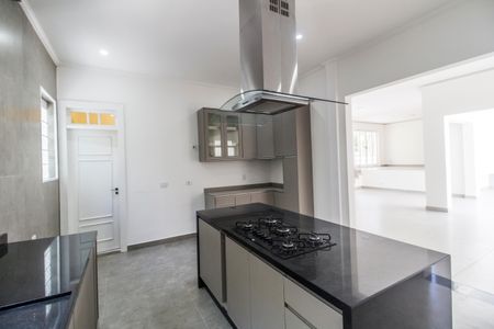 Casa de condomínio para alugar com 322m², 4 quartos e 4 vagas Casa de condomínio para alugar com 322m², 4 quartos e 4 vagasCozinha