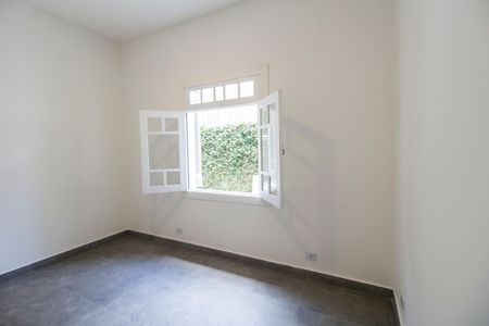 Casa de condomínio para alugar com 322m², 4 quartos e 4 vagas Casa de condomínio para alugar com 322m², 4 quartos e 4 vagasSuíte 2