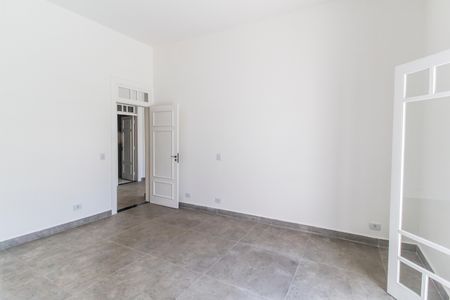 Casa de condomínio para alugar com 322m², 4 quartos e 4 vagas Casa de condomínio para alugar com 322m², 4 quartos e 4 vagasSuíte 1