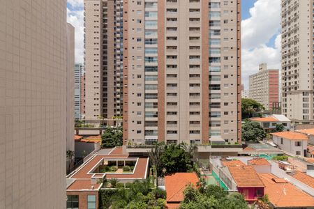 Apartamento à venda com 130m², 3 quartos e 2 vagas Apartamento à venda com 130m², 3 quartos e 2 vagasVista da Sacada
