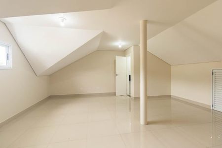 Casa para alugar com 200m², 3 quartos e 1 vagaÁrea comum