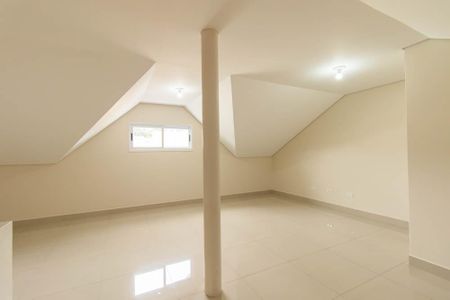 Casa para alugar com 200m², 3 quartos e 1 vagaÁrea comum