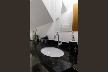 Casa à venda com 164m², 3 quartos e 2 vagasLavabo