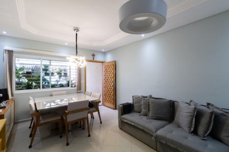 Casa à venda com 164m², 3 quartos e 2 vagasSala