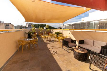 Apartamento à venda com 78m², 2 quartos e 1 vagaÁrea comum