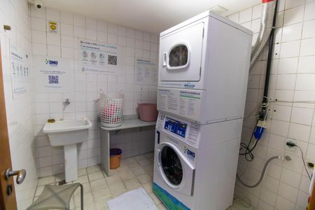 Apartamento à venda com 78m², 2 quartos e 1 vagaÁrea comum