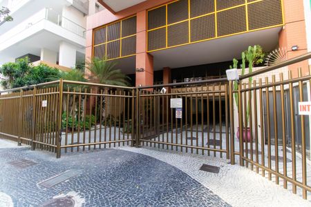 Apartamento à venda com 78m², 2 quartos e 1 vagaFachada