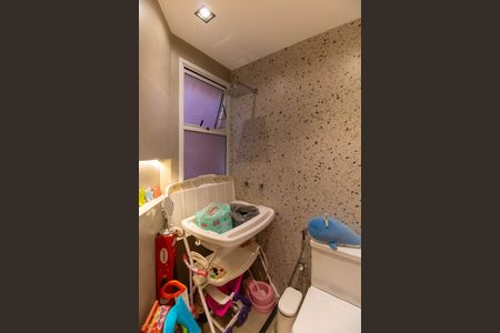 Apartamento à venda com 78m², 2 quartos e 1 vagaBanheiro da Suíte