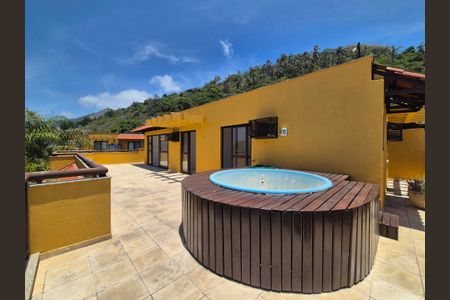 Apartamento à venda com 156m², 3 quartos e 2 vagasÁrea externa