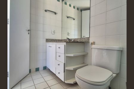 Apartamento à venda com 156m², 3 quartos e 2 vagasBanheiro suite