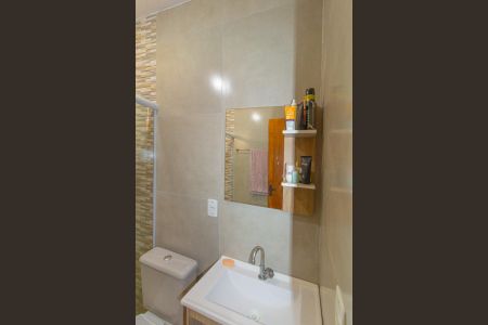 Casa de condomínio à venda com 91m², 2 quartos e 2 vagasBanheiro da Suíte 1