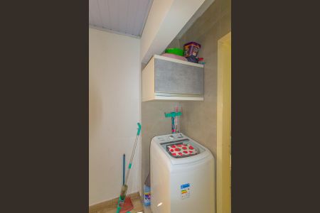 Casa de condomínio à venda com 91m², 2 quartos e 2 vagasCozinha e Área de Serviço