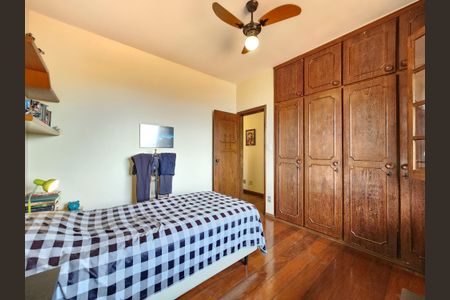 Casa à venda com 513m², 5 quartos e 6 vagasQuarto 5