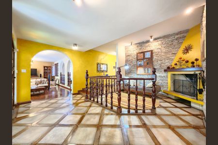 Casa à venda com 513m², 5 quartos e 6 vagasSala