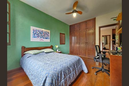 Casa à venda com 513m², 5 quartos e 6 vagasQuarto 4