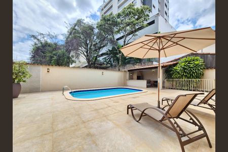 Casa à venda com 513m², 5 quartos e 6 vagasPiscina