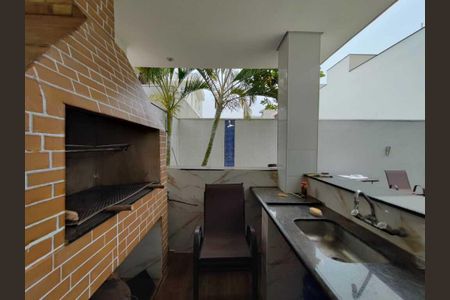 Casa de condomínio à venda com 333m², 4 quartos e 5 vagasÁrea gourmet
