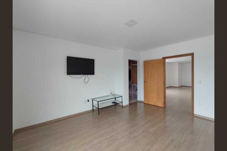 Casa de condomínio à venda com 333m², 4 quartos e 5 vagasQuarto Suíte