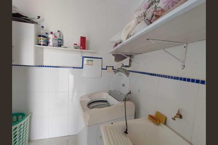 Casa de condomínio à venda com 333m², 4 quartos e 5 vagasÁrea de Serviço