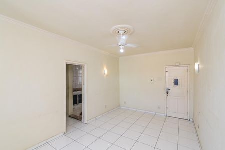 Apartamento para alugar com 76m², 3 quartos e sem vagaSala