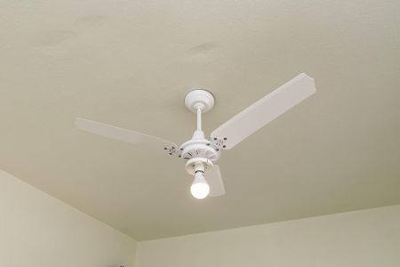 Apartamento para alugar com 76m², 3 quartos e sem vagaQuarto 2