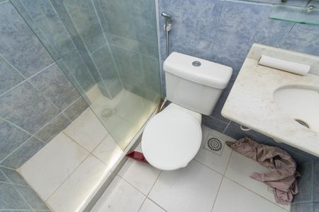 Apartamento para alugar com 76m², 3 quartos e sem vagaBanheiro