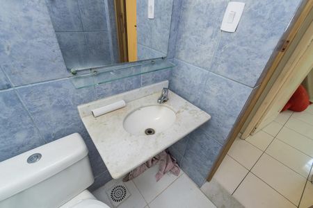 Apartamento para alugar com 76m², 3 quartos e sem vagaBanheiro