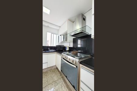 Apartamento para alugar com 140m², 3 quartos e 2 vagas Apartamento para alugar com 140m², 3 quartos e 2 vagasCozinha