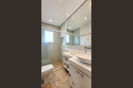 Apartamento para alugar com 140m², 3 quartos e 2 vagas Apartamento para alugar com 140m², 3 quartos e 2 vagasBanheiro da Suíte 3