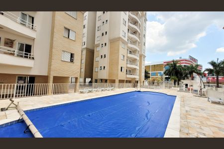 Apartamento para alugar com 140m², 3 quartos e 2 vagas Apartamento para alugar com 140m², 3 quartos e 2 vagasÁrea comum - Piscina