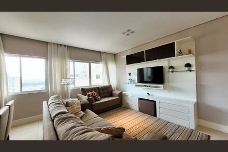Apartamento para alugar com 140m², 3 quartos e 2 vagas Apartamento para alugar com 140m², 3 quartos e 2 vagasSala
