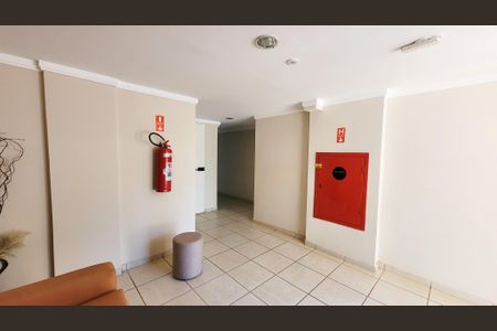 Apartamento para alugar com 140m², 3 quartos e 2 vagas Apartamento para alugar com 140m², 3 quartos e 2 vagasHall social