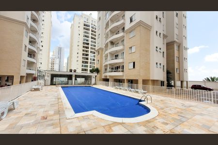 Apartamento para alugar com 140m², 3 quartos e 2 vagas Apartamento para alugar com 140m², 3 quartos e 2 vagasÁrea comum - Piscina
